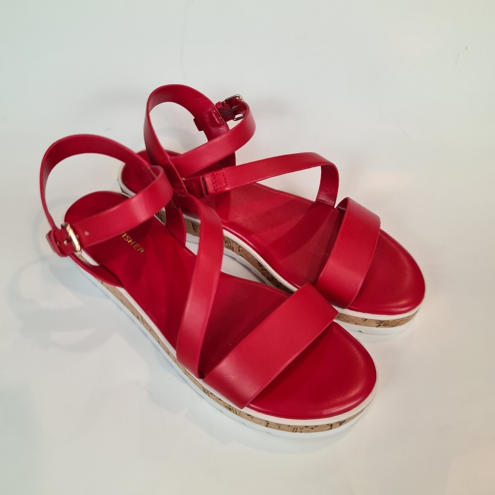 Marc Fisher Grandie Tredded Flatform Wedge Sandal Red White Buckle Closure 8.5‎